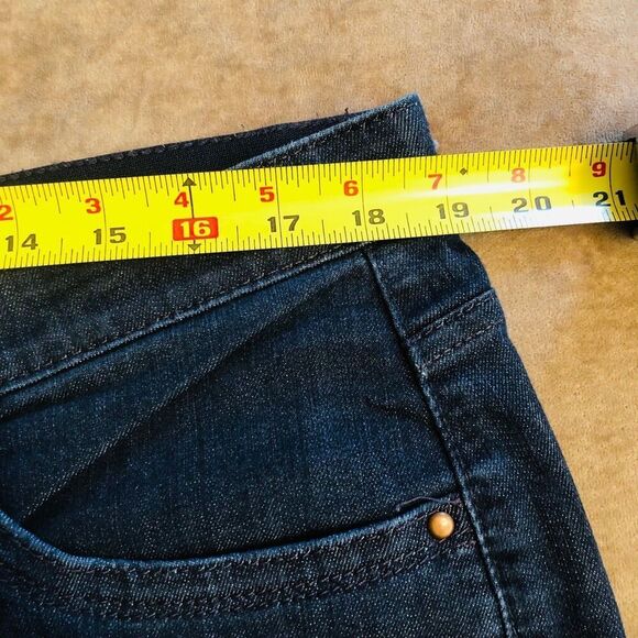 Lee Most Comfortable Jean Embellished Pockets Dark Wash Flare Leg 90s Style - Picture 4 of 12